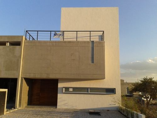 Hermosa casa minimalista qro